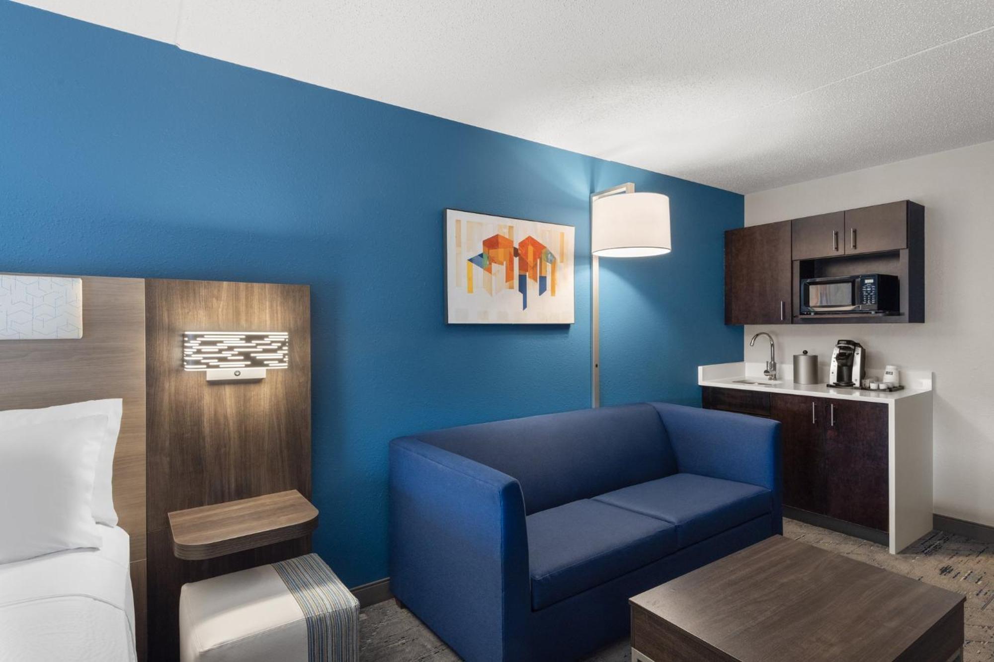 Holiday Inn Express Danbury I-84, An Ihg Hotel Dış mekan fotoğraf