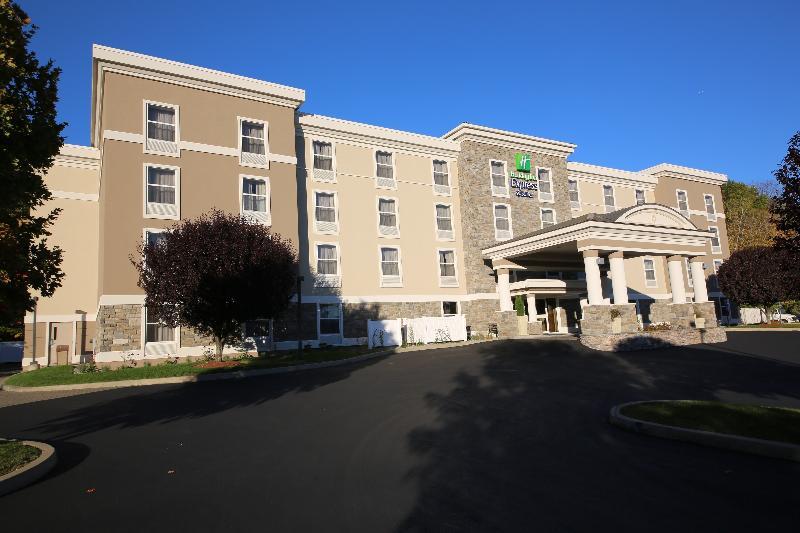 Holiday Inn Express Danbury I-84, An Ihg Hotel Dış mekan fotoğraf
